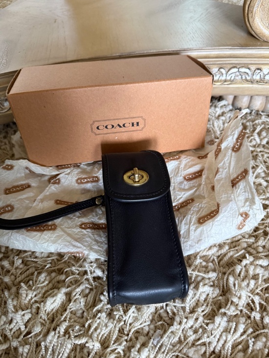 Coach Leather Wristlet Belt Phone Glasses Case Black Brass Turn Lock Closure VTG main image 12